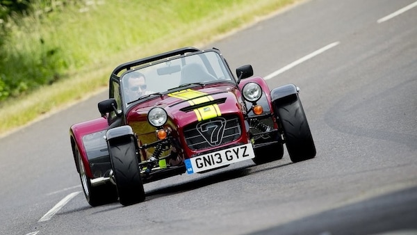 Caterham, lunga vita alla Seven mentre programma il futuro elettrico