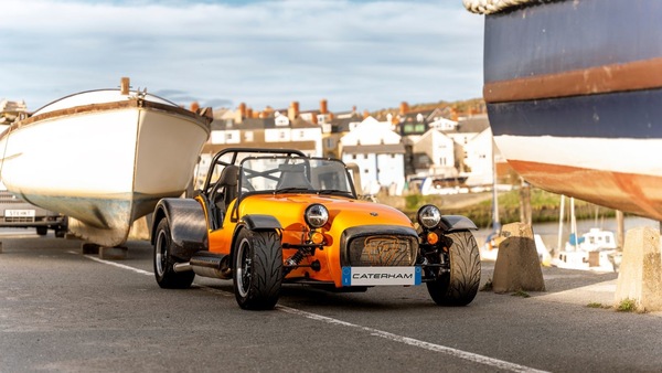 Caterham Seven 340, divertimento estremo con pochi cavalli