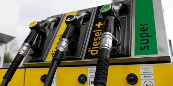 Prezzi benzina e Diesel in discesa: la situazione attuale