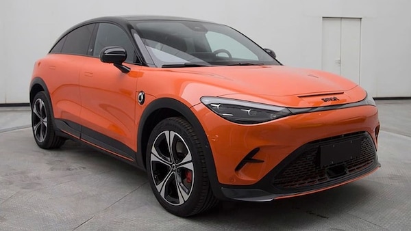 smart #3, le prime foto del suv compatto elettrico arrivano dalla Cina