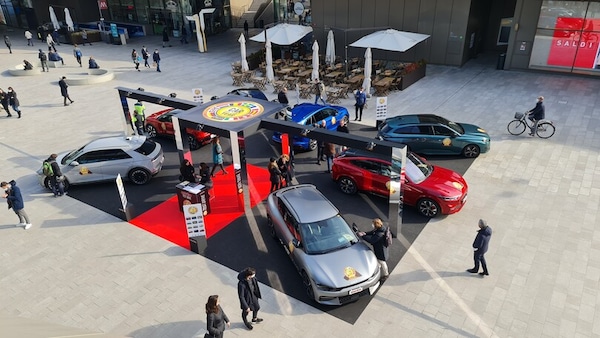 Auto dell'anno 2023: al via i test drive per i lettori di Auto