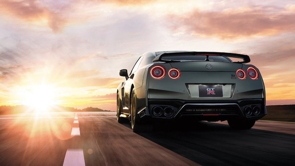 Nissan GT-R, l'erede di Godzilla arriverà in Europa e sarà Nismo