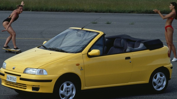 Le 10 auto storiche imperdibili del 2023: favolose trentenni