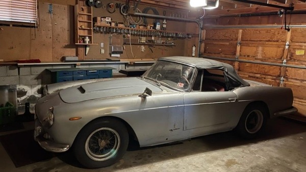 Ferrari GT Pininfarina Cabriolet del 1962 all’asta: la cifra è stellare