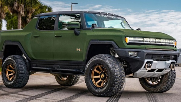 Strikeforce, l'Hummer elettrico rivestito in kevlar da oltre 200mila euro