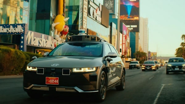 Il Robotaxi IONIQ 5 in giro per le strade di Las Vegas