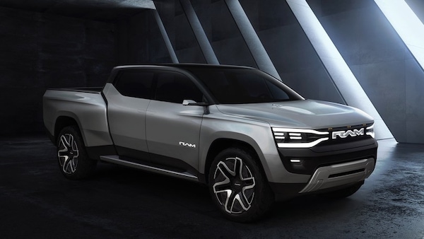Ram 1500 Revolution Concept, il truck elettrico di Stellantis