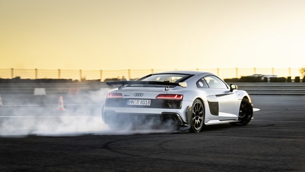 10 auto a cui dovremo dire addio nel 2023