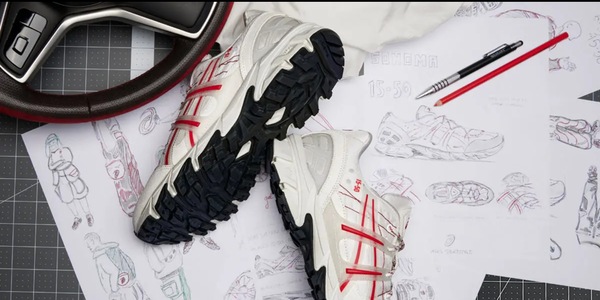 Con gli airbag riciclati Asics fa le scarpe