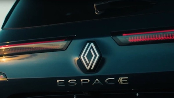 Nuova Renault Espace 2023, il Suv raccoglie l'eredità del monovolume