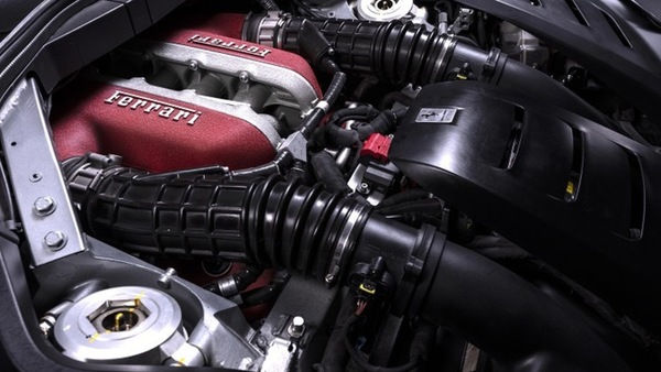 Ferrari, spunta il brevetto delle auto elettriche "rumorose"