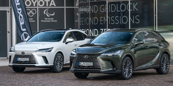 Lexus RX 450h+, la prova della prima plug-in