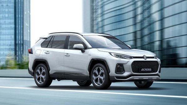 Suzuki Across plug-in 2023, ecco il restyling