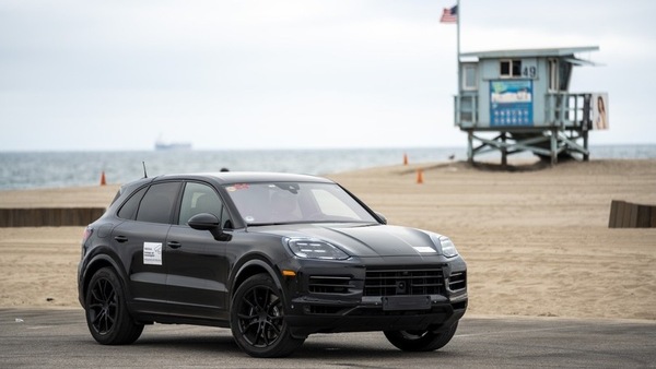 Porsche Cayenne restyling, ecco quando arriva e come cambia