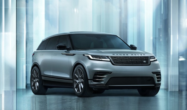 Sul nuovo numero di Auto: Range Rover Velar, eleganza hi-tech