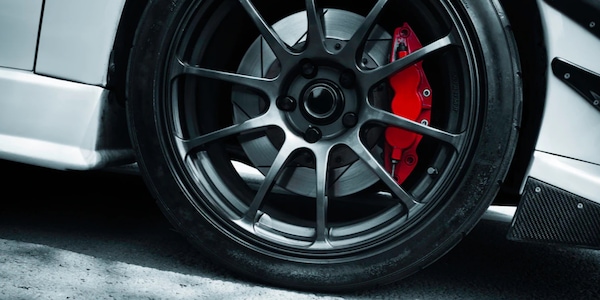 Come frenare l’auto nel minor spazio possibile