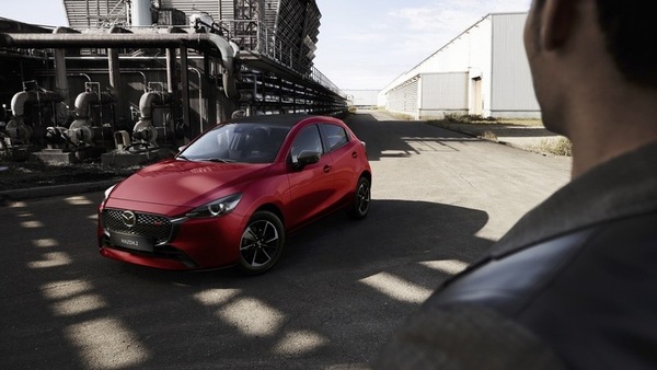 Mazda2 restyling 2023, la cura di sempre con un nuovo frontale