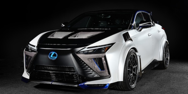 Lexus "Bev first", nuova full electric entro il 2026