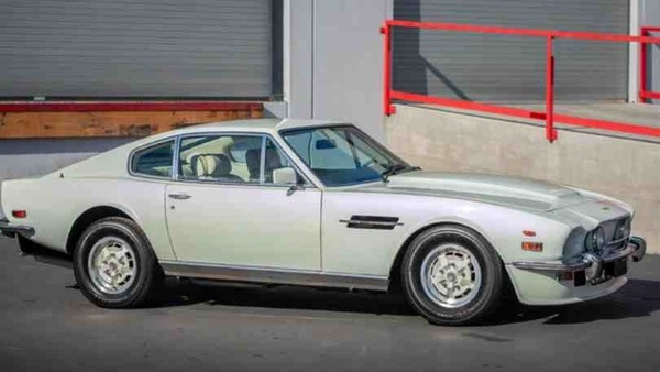 Aston Martin V8 Oscar India è all'asta, era del sultano dell'Oman