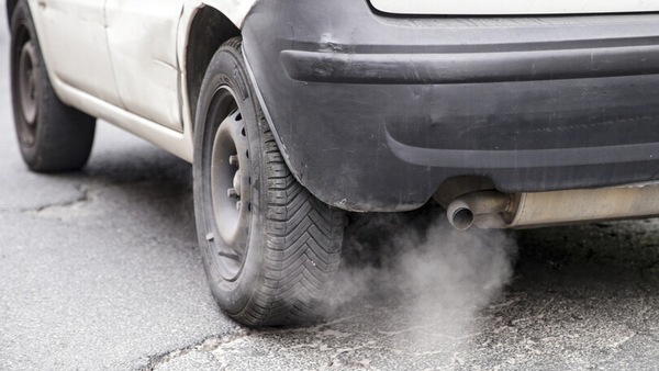 L'Italia, quella spina nel fianco per l'UE: "Il bando ai motori endotermici non è sostenibile"