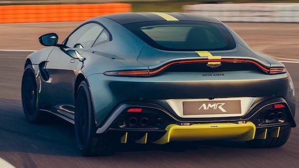 Aston Martin, il rinnovamento di Vantage, DB11 e DBS arriva in estate