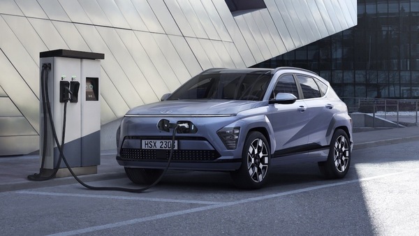 Nuova Hyundai Kona elettrica, spazio e autonomia guidano il cambiamento