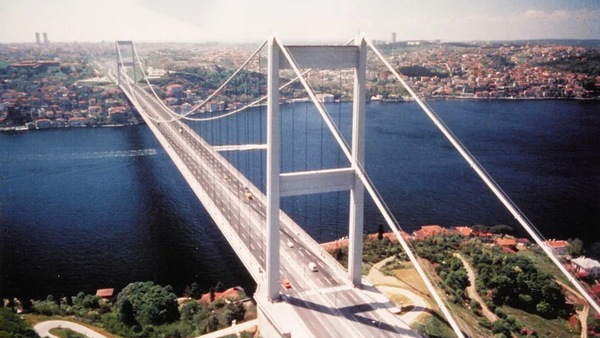 Salvini: "Ponte sullo Stretto, partire con i lavori entro due anni"