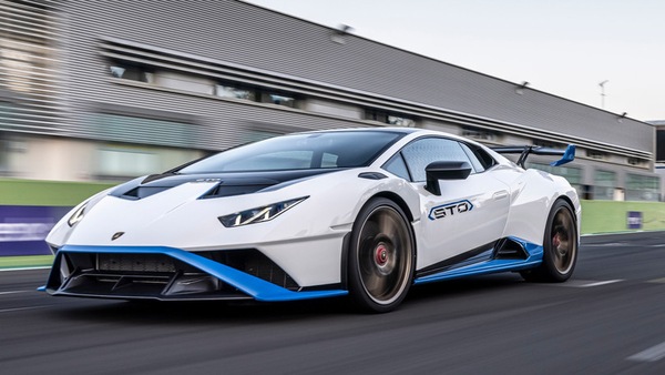 Lamborghini, ecco quando arriverà l'erede della Huracán