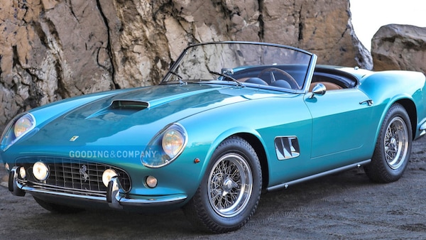 Ferrari 250 GT California Spider, l'asta da record raggiunge 17 milioni