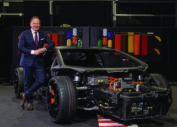 Lamborghini, Mitja Borkert esclusivo: "Ecco come vestirò la prima Lambo ibrida"