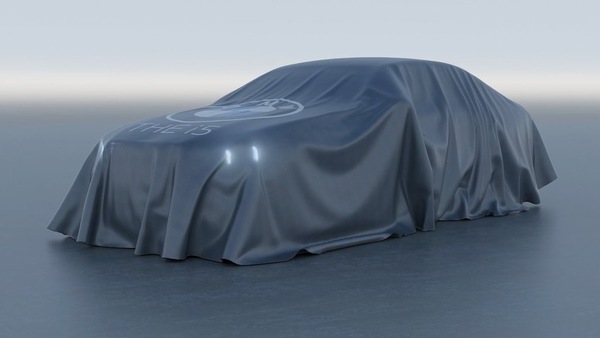 BMW, quante novità: da nuova Serie 5 a i5 berlina, Touring e iX2