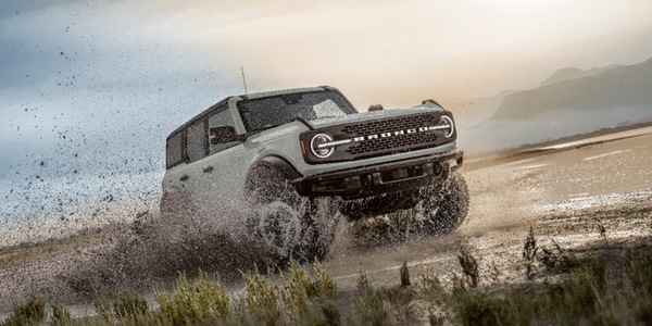 Ford Bronco arriva in Europa, versioni e motori