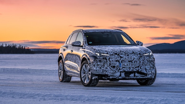Audi Q6 e-tron rivela il design, il marchio i conti record