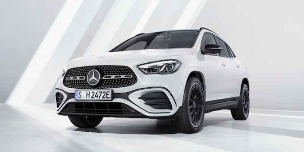 Mercedes GLA 2023, la bestseller si rinnova