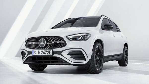Mercedes GLA 2023, la bestseller si rinnova