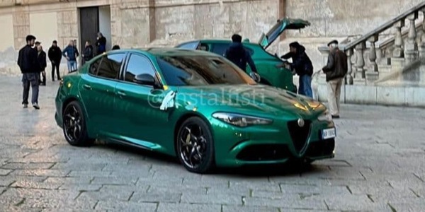 Alfa Romeo Giulia e Stelvio Quadrifoglio restyling pizzicate in strada