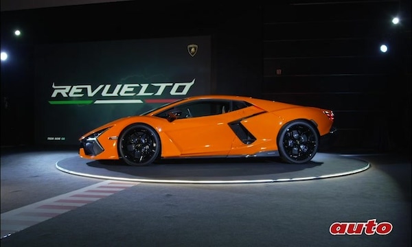 Nuova Lamborghini Revuelto: l'erede dell'Aventador