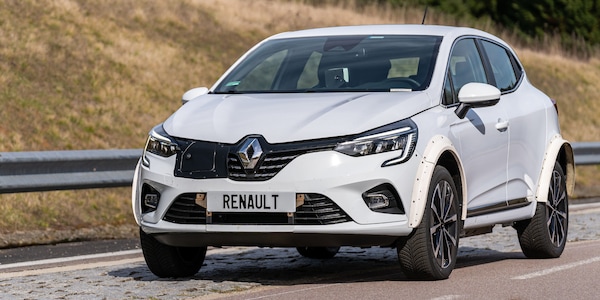 Il mistero dietro la Clio si chiama Renault 5