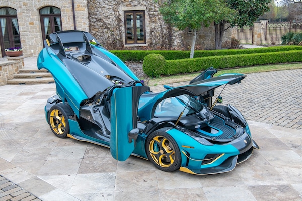 Koenigsegg Regera, asta milionaria per l'hypercar da 1.800 cavalli