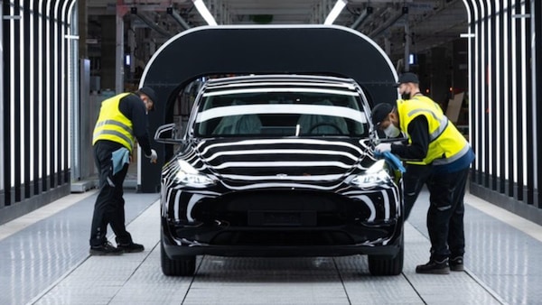 Tesla Model 2, dal 2026 una produzione i 4 milioni l'anno