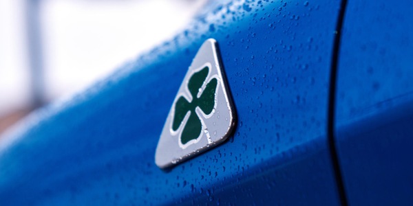 Alfa Romeo, il 13 aprile una (due?) nuova Quadrifoglio