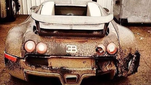 Supercar abbandonate, 5 storie incredibili