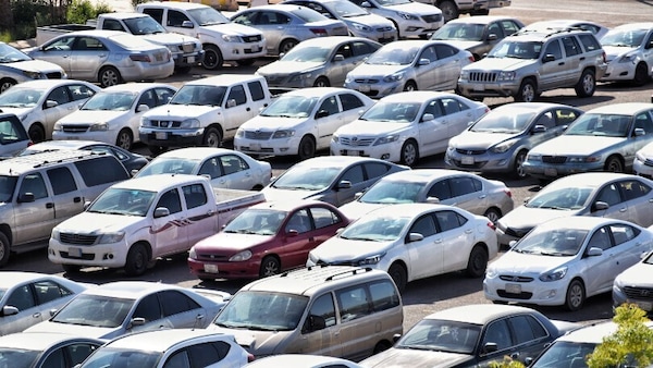 Incentivi auto: torna il bonus per le vetture a benzina e Diesel