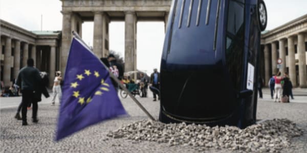 Biocarburanti e tutto elettrico dal 2035: cosa sta succedendo nell'UE