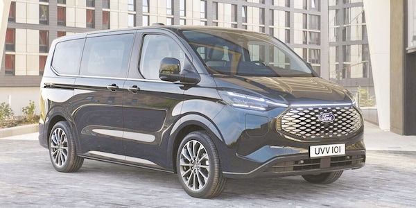 Automotive Lab Plug: Ford Transit Custom, una marcia in più