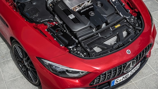 Nuova Mercedes AMG-GT, ecco come cambierà la SL con il tetto