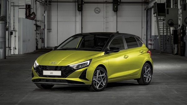 Hyundai i20 2023, nuovi colori e dotazione Adas superiore per l'utilitaria