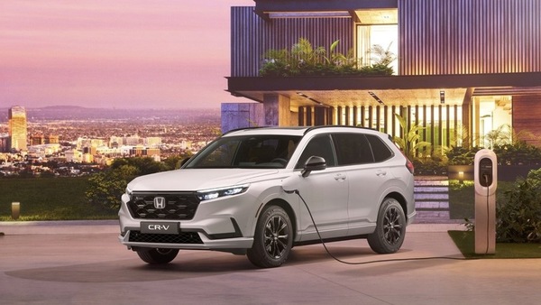 Nuove Honda 2023: arrivano CR-V Phev, ZR-V e l'elettrico B-suv e:Ny 1