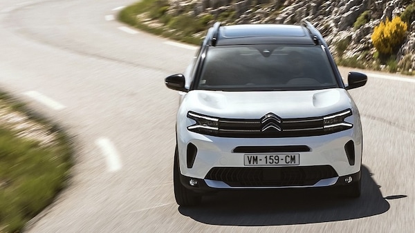 Citroen C5 Aircross Hybrid 136, i prezzi e gli allestimenti in Italia
