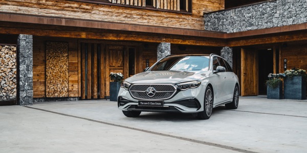 Mercedes Classe E Station Wagon 2023, ibrida e sportiva